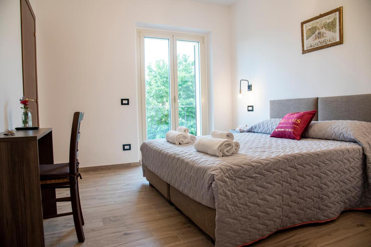 Agriturismo Alla Solagna Colli del Tronto ภายนอก รูปภาพ