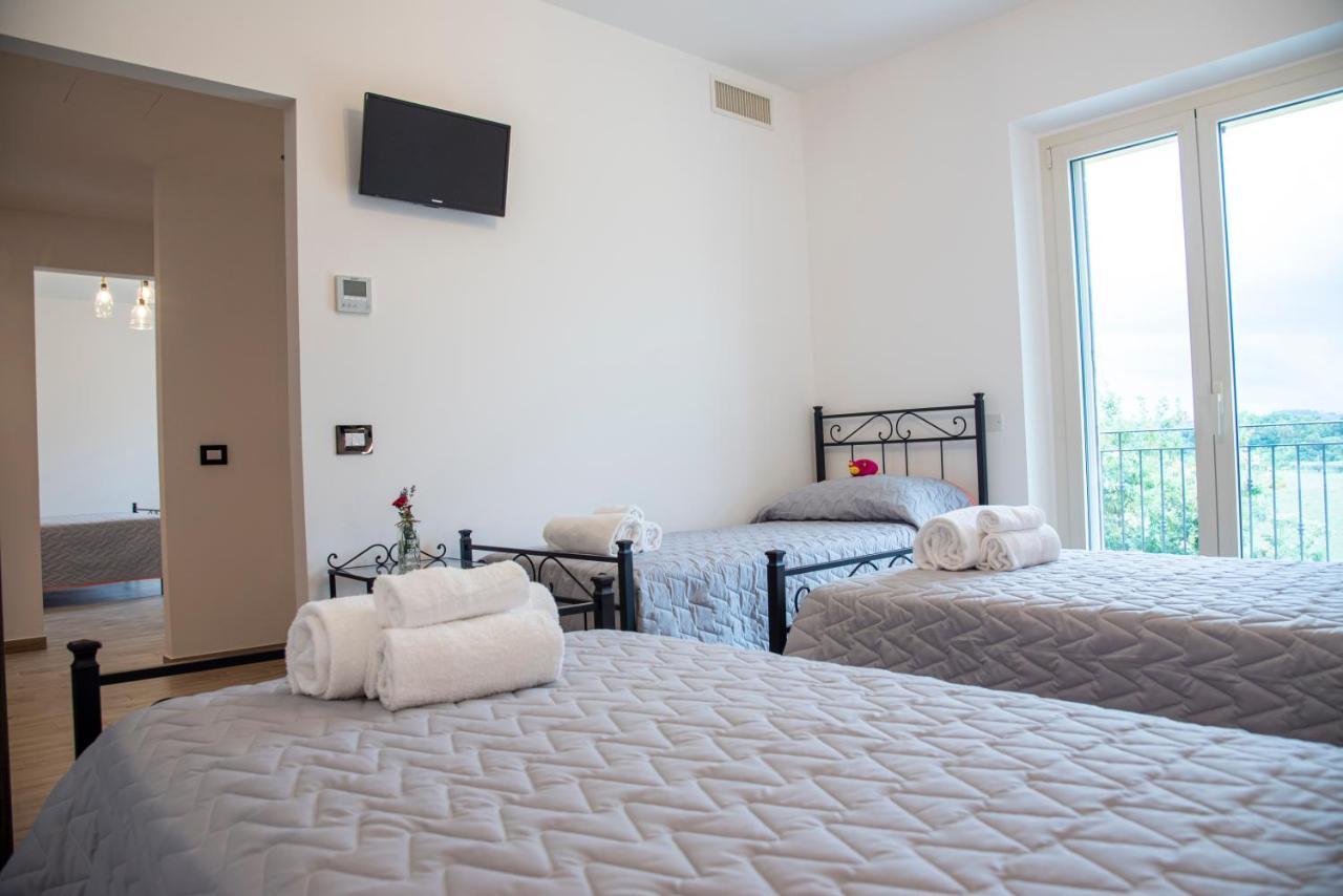 Agriturismo Alla Solagna Colli del Tronto ภายนอก รูปภาพ