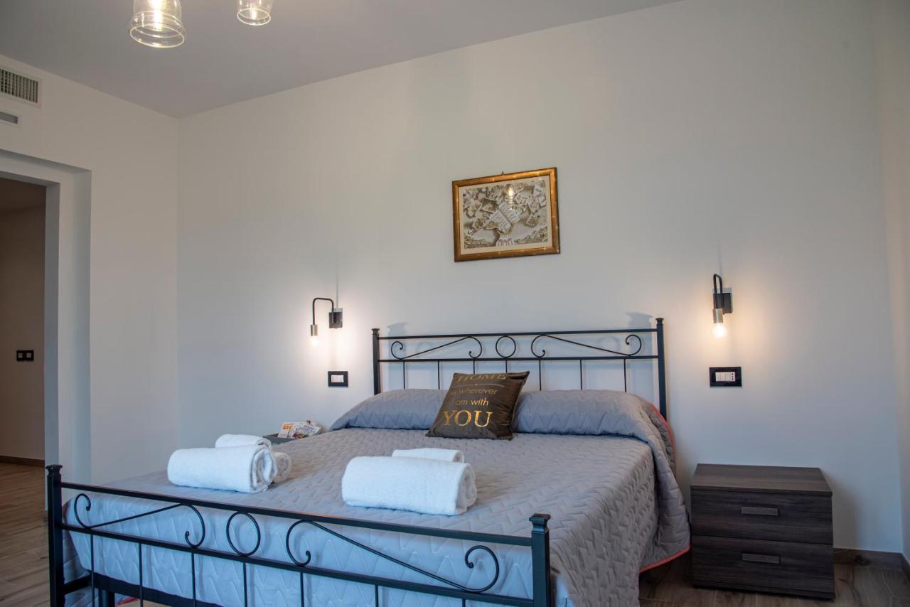 Agriturismo Alla Solagna Colli del Tronto ภายนอก รูปภาพ