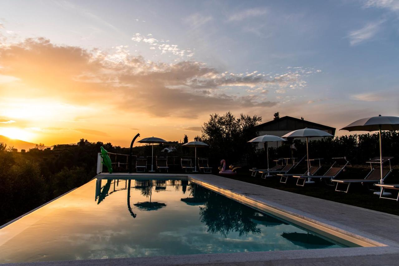 Agriturismo Alla Solagna Colli del Tronto ภายนอก รูปภาพ
