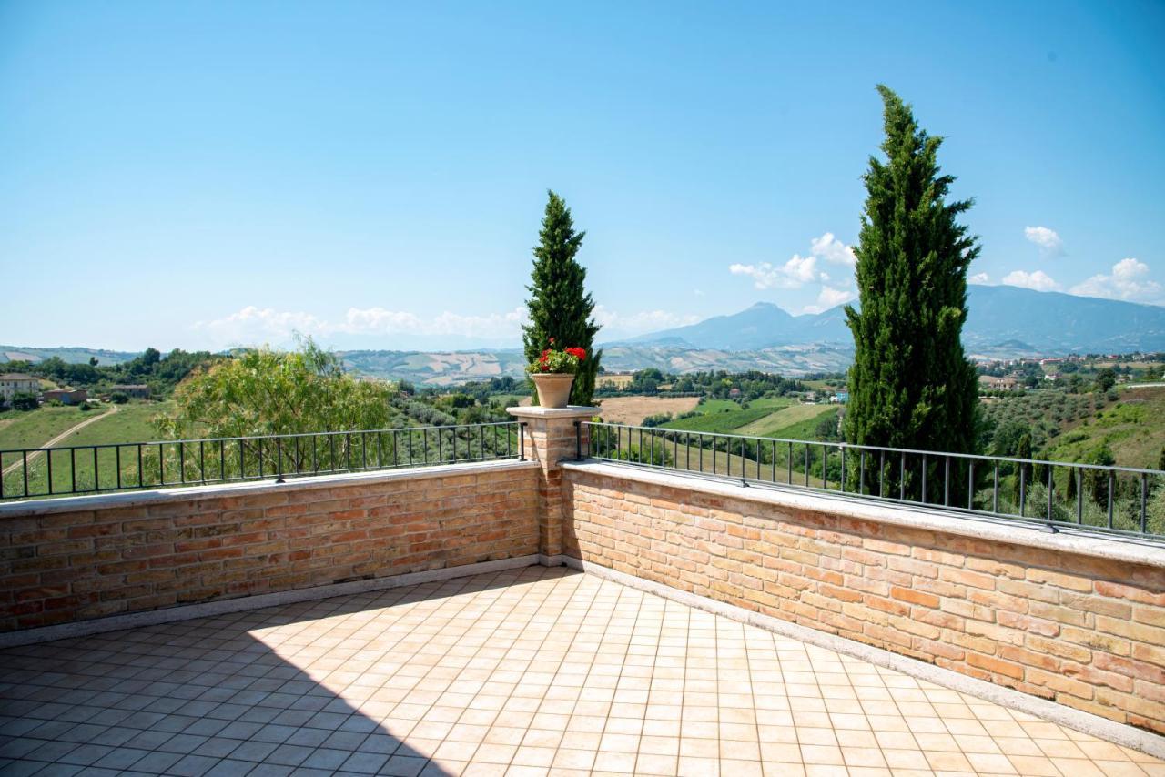 Agriturismo Alla Solagna Colli del Tronto ภายนอก รูปภาพ